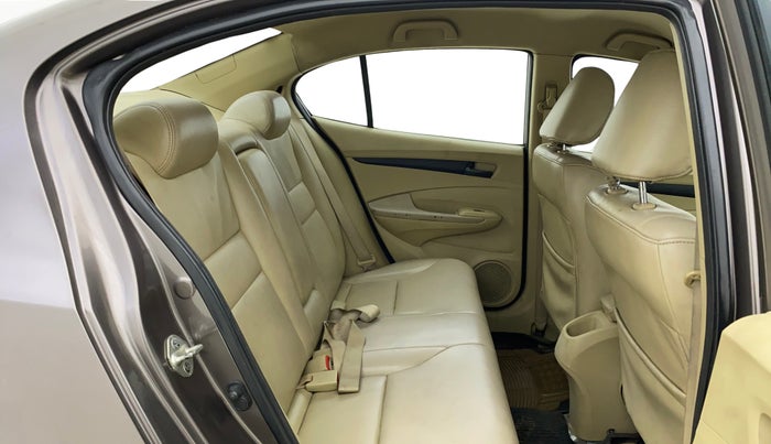 2013 Honda City 1.5L I-VTEC S MT, Petrol, Manual, 1,14,563 km, Right Side Rear Door Cabin