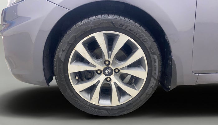 2014 Hyundai Verna FLUIDIC 1.6 CRDI SX, Diesel, Manual, 97,400 km, Left Front Wheel