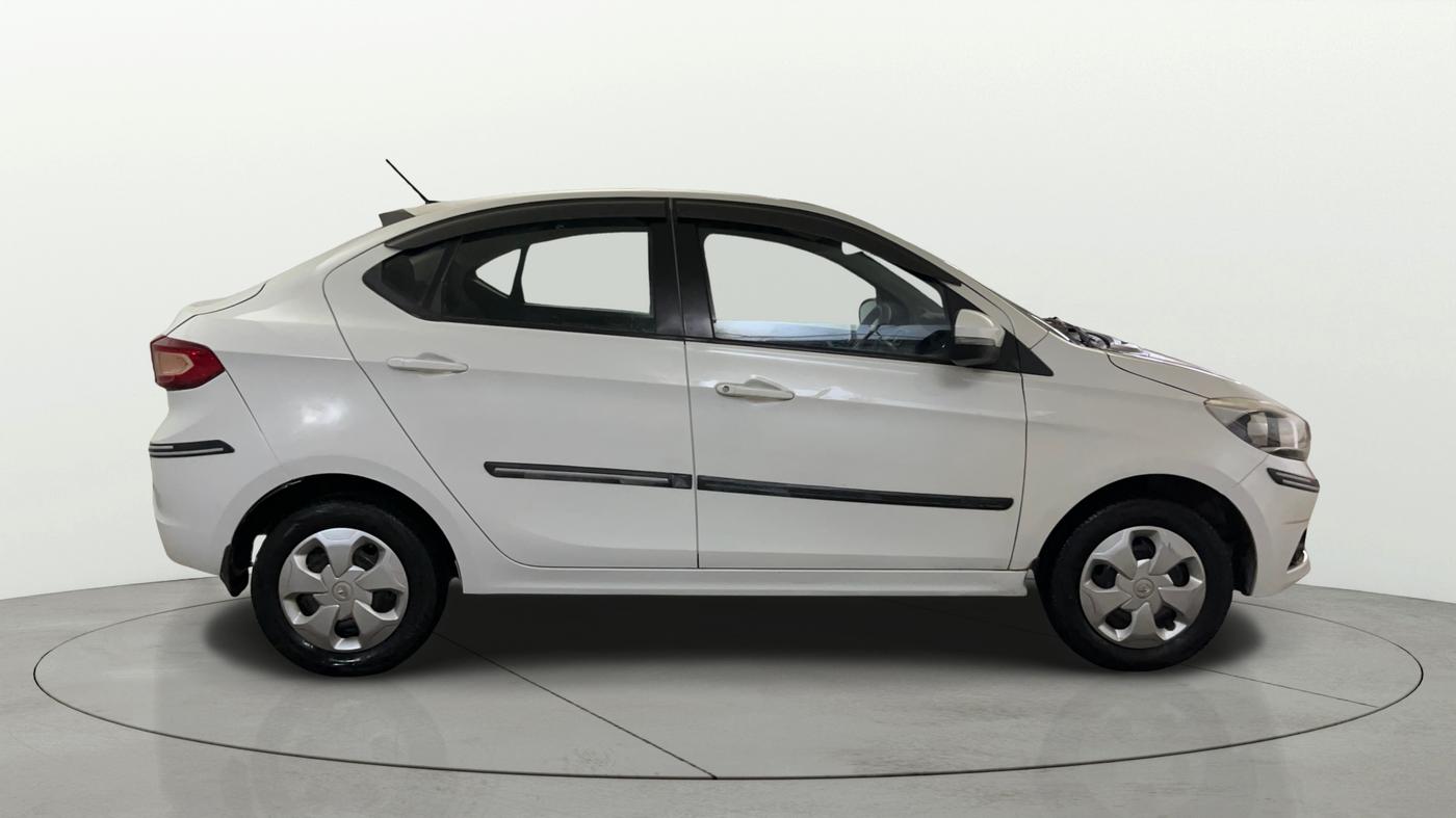 2018 Tata TIGOR XT PETROL, Petrol, Manual, 87,094 km, Right Side View