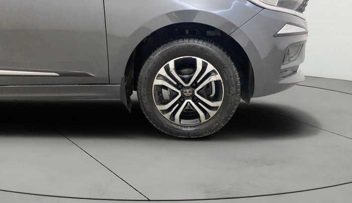 2022 Tata Tiago XT CNG, CNG, Manual, 64,278 km, Right Front Wheel