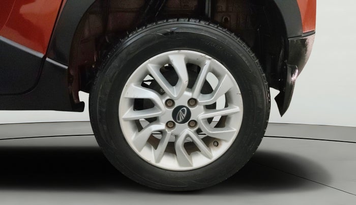 2017 Mahindra Kuv100 K8 6 STR, Petrol, Manual, 76,124 km, Left Rear Wheel