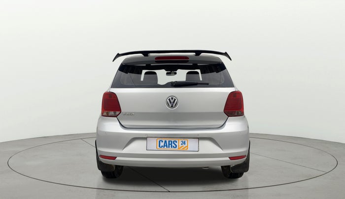 2015 Volkswagen Polo HIGHLINE1.2L, Petrol, Manual, 1,05,657 km, Back/Rear