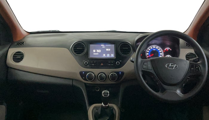 2017 Hyundai Grand i10 SPORTZ (O) 1.2 KAPPA VTVT, Petrol, Manual, 99,348 km, Dashboard