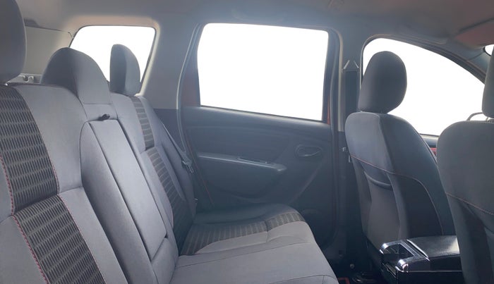 2018 Renault Duster RXS CVT, Petrol, Automatic, 30,676 km, Right Side Rear Door Cabin