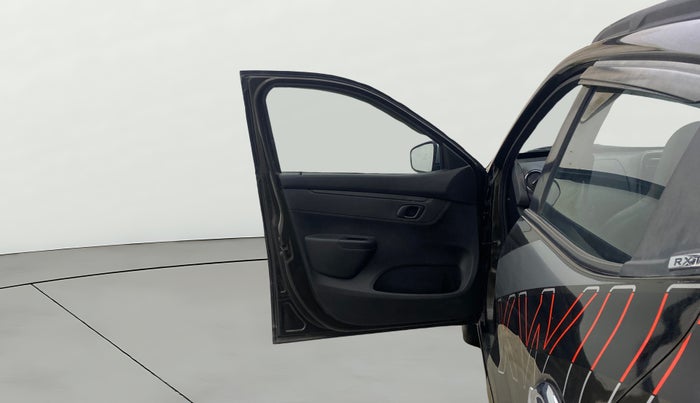 2017 Renault Kwid RXT 1.0, Petrol, Manual, 48,786 km, LHS Front Door