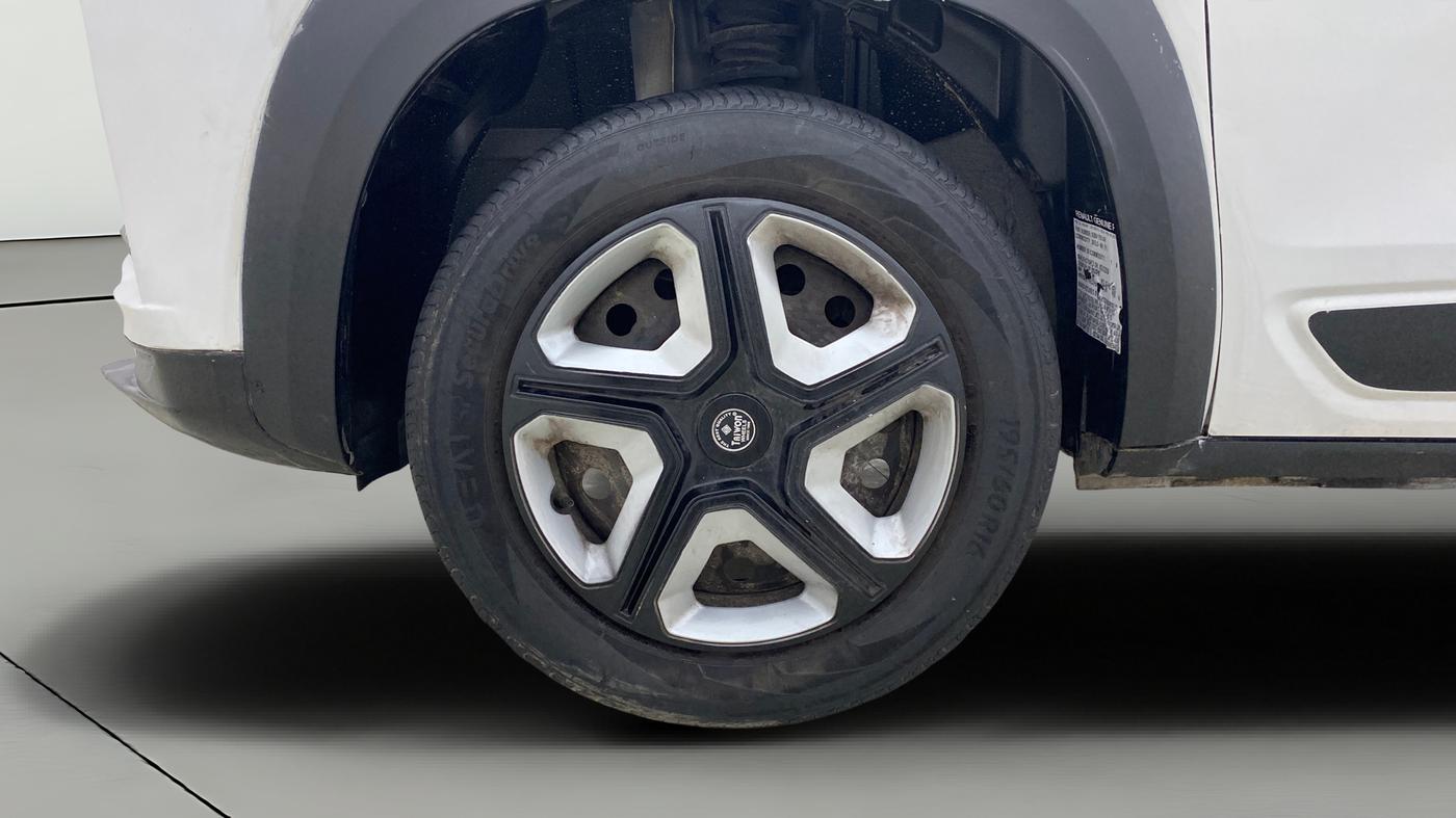 2021 Renault Kiger RXL AMT, Petrol, Automatic, 28,306 km, Left Front Wheel