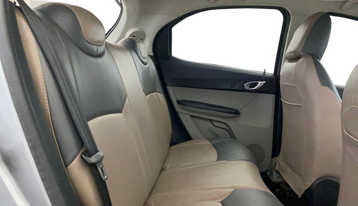 2018 Tata Tiago XZA PETROL, Petrol, Automatic, 84,675 km, Right Side Rear Door Cabin
