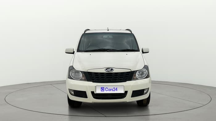 2015 Mahindra Quanto C8, Diesel, Manual, 92,702 km, Front