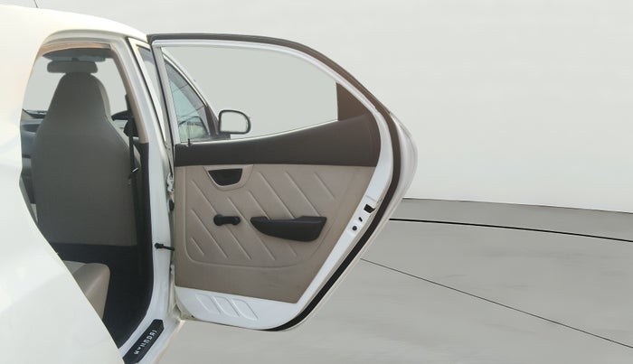 2018 Hyundai Eon MAGNA +, Petrol, Manual, 53,187 km, RHS Rear Door