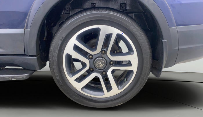 2017 Tata Hexa XT 4X2 7 STR, Diesel, Manual, 89,492 km, Left Rear Wheel