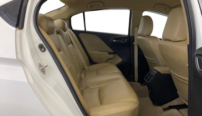 2018 Honda City 1.5L I-VTEC V MT, Petrol, Manual, 41,426 km, Right Side Rear Door Cabin