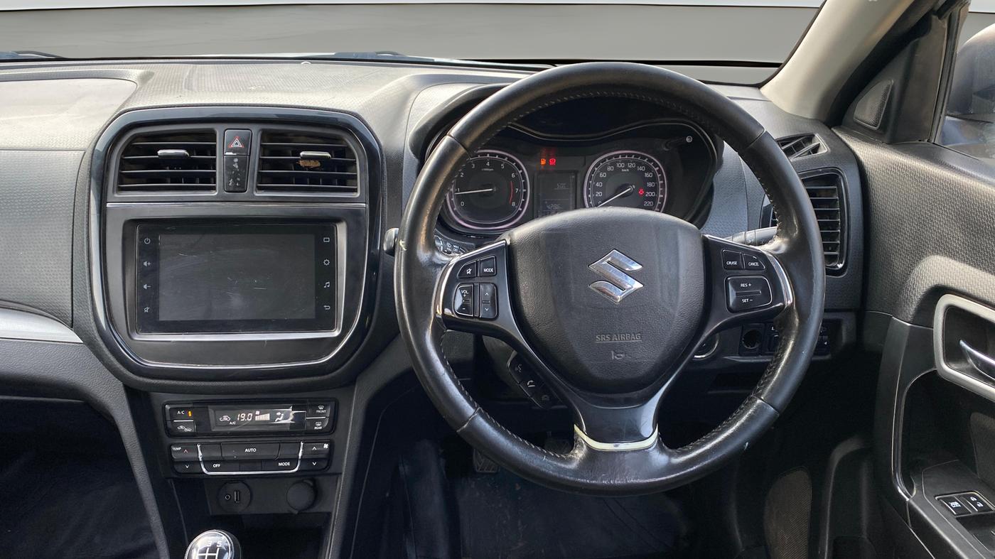 2021 Maruti Vitara Brezza ZXI PLUS, Petrol, Manual, 1,18,103 km, Steering Wheel Close Up