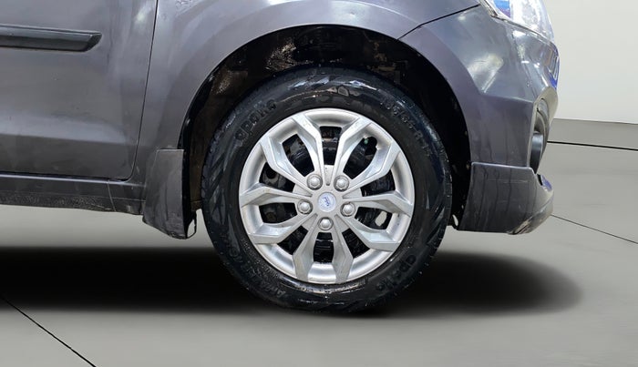 2017 Maruti Ertiga VDI SHVS, Diesel, Manual, 76,803 km, Right Front Wheel