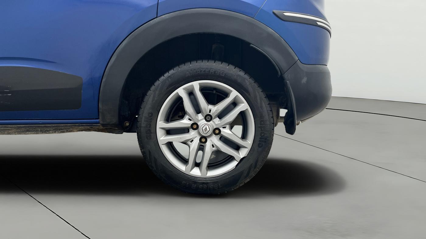 2019 Renault TRIBER RXZ, Petrol, Manual, 65,267 km, Left Rear Wheel