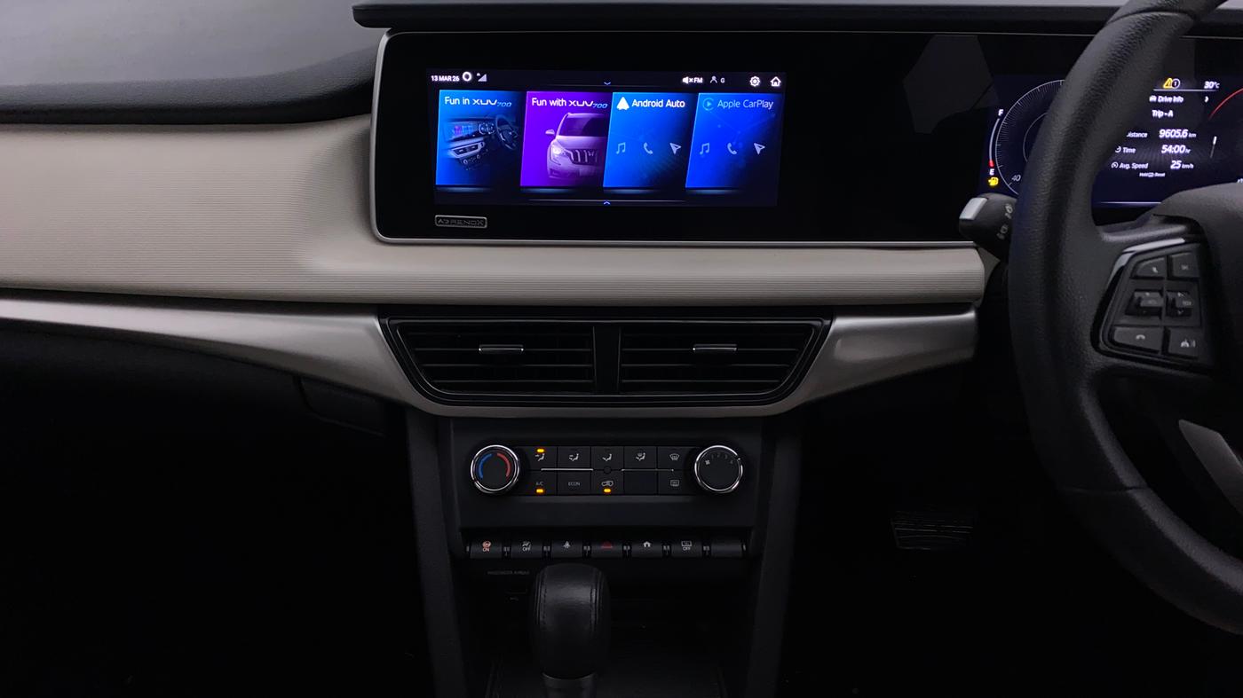 2024 Mahindra XUV700 AX 5 P AT 5 STR, Petrol, Automatic, 49,731 km, Air Conditioner