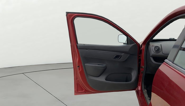 2016 Renault Kwid RXT 0.8, Petrol, Manual, 37,995 km, LHS Front Door