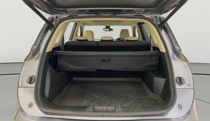 2021 MG HECTOR SHARP HYBRID 1.5 PETROL, Petrol, Manual, 46,670 km, Boot Open Zoomed View