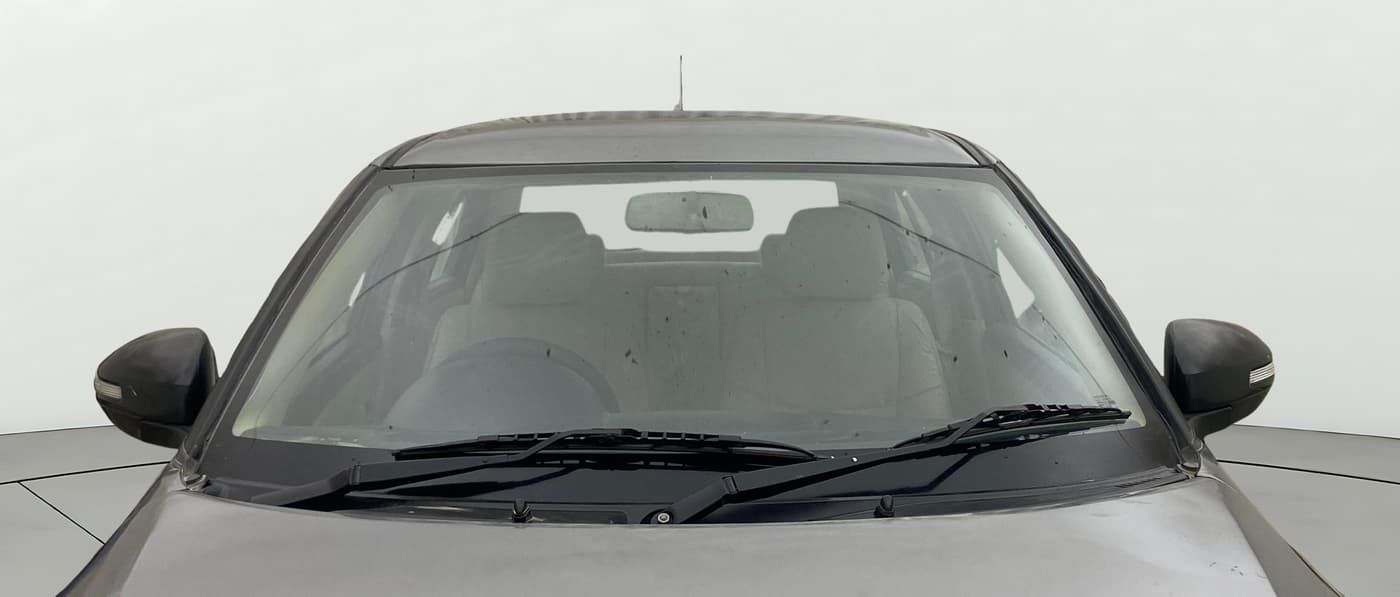 2013 Maruti Swift Dzire VDI, Diesel, Manual, 1,18,252 km, Front Windshield