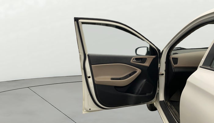 2016 Hyundai Elite i20 MAGNA 1.2, CNG, Manual, 87,283 km, LHS Front Door