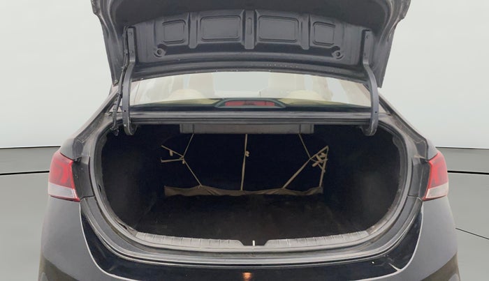 2019 Hyundai Verna 1.6 VTVT SX, Petrol, Manual, 85,368 km, Boot Open Zoomed View