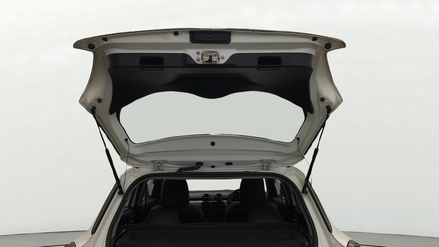 2018 Maruti Swift VXI AMT, Petrol, Automatic, 59,746 km, Boot Door Open