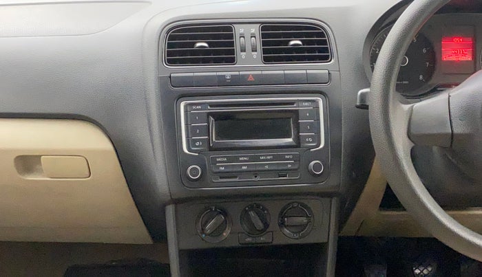 2014 Volkswagen Polo COMFORTLINE 1.2L, Petrol, Manual, 44,337 km, Air Conditioner