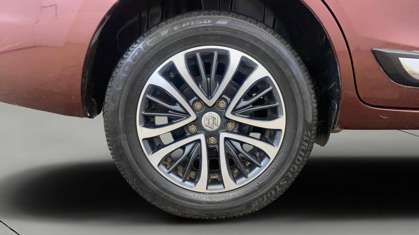 2022 Maruti Ertiga   VXI (O) CNG, CNG, Manual, 53,556 km, Right Rear Wheel