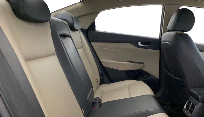 2019 Hyundai Verna 1.6 VTVT SX O, Petrol, Manual, 63,763 km, Right Side Rear Door Cabin