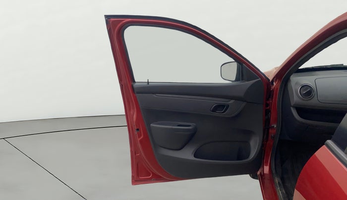 2016 Renault Kwid RXT 0.8, Petrol, Manual, 71,107 km, LHS Front Door