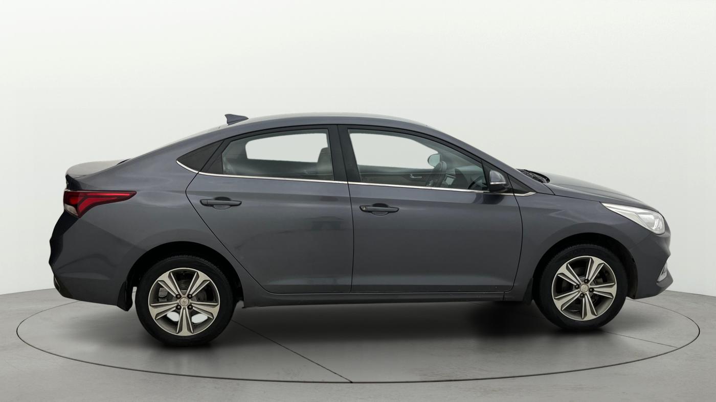 2017 Hyundai Verna 1.6 VTVT SX, Petrol, Manual, 77,047 km, Right Side View