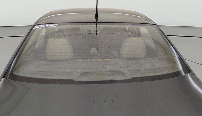 2016 Volkswagen Vento HIGHLINE 1.6 MPI, Petrol, Manual, 74,659 km, Rear Windshield