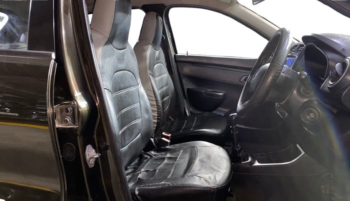 2018 Renault Kwid RXL, Petrol, Manual, 64,220 km, Right Side Front Door Cabin