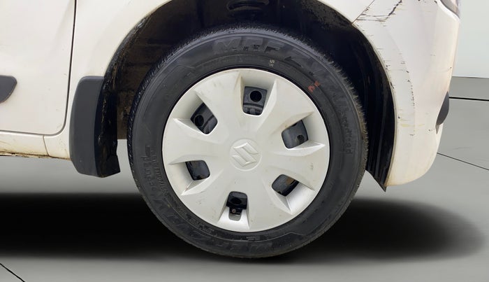2022 Maruti New Wagon-R VXI CNG 1.0, CNG, Manual, 30,775 km, Right Front Wheel