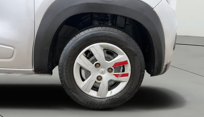 2016 Renault Kwid RXL, CNG, Manual, 64,529 km, Right Front Wheel