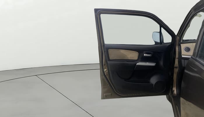 2017 Maruti Wagon R 1.0 LXI CNG (O), CNG, Manual, 52,446 km, LHS Front Door