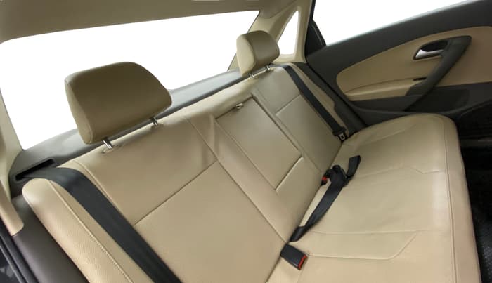 2016 Volkswagen Vento HIGHLINE PLUS 1.2 AT 16 ALLOY, Petrol, Automatic, 81,688 km, Right Side Rear Door Cabin