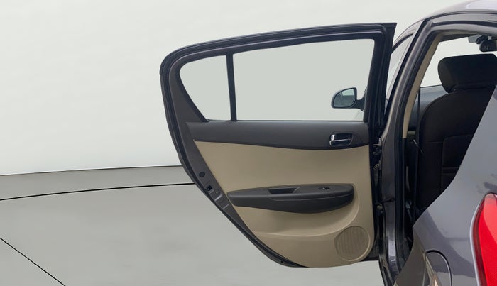 2014 Hyundai i20 SPORTZ 1.2, Petrol, Manual, 1,27,126 km, LHS Rear Door