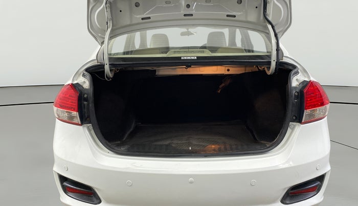 2017 Maruti Ciaz DELTA 1.4 MT PETROL, Petrol, Manual, 1,02,550 km, Boot Open Zoomed View