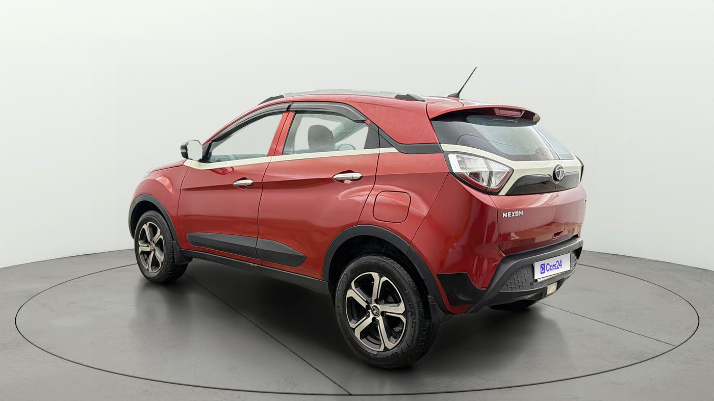 2018 Tata NEXON XM PETROL, CNG, Manual, 1,04,939 km, Left Back Diagonal