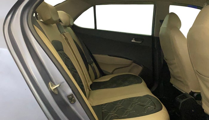 2014 Hyundai Xcent S 1.2, Petrol, Manual, 49,586 km, Right Side Rear Door Cabin