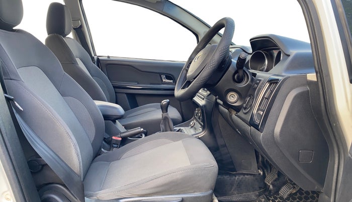 2017 Tata Hexa XE 4X2 7 STR, Diesel, Manual, 1,60,365 km, Right Side Front Door Cabin