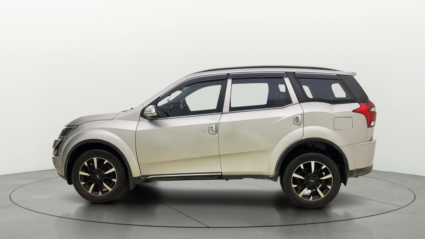 2019 Mahindra XUV500 W11, Diesel, Manual, 1,08,000 km, Left Side