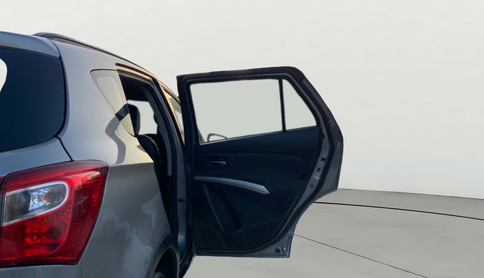 2015 Maruti S Cross ZETA 1.3, Diesel, Manual, 1,06,061 km, RHS Rear Door