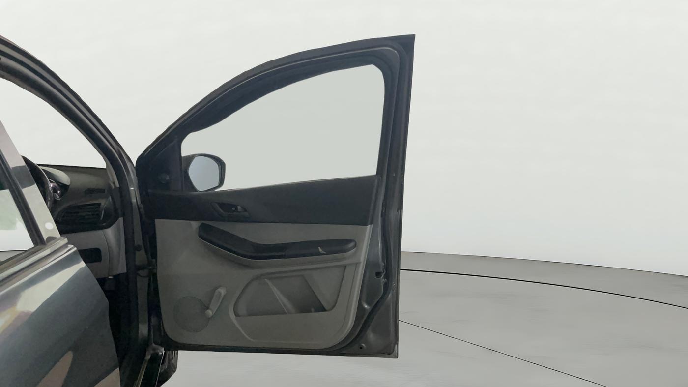 2021 Tata Tiago XE PETROL, Petrol, Manual, 36,338 km, RHS Front Door