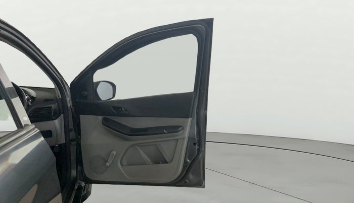 2021 Tata Tiago XE PETROL, Petrol, Manual, 36,338 km, RHS Front Door