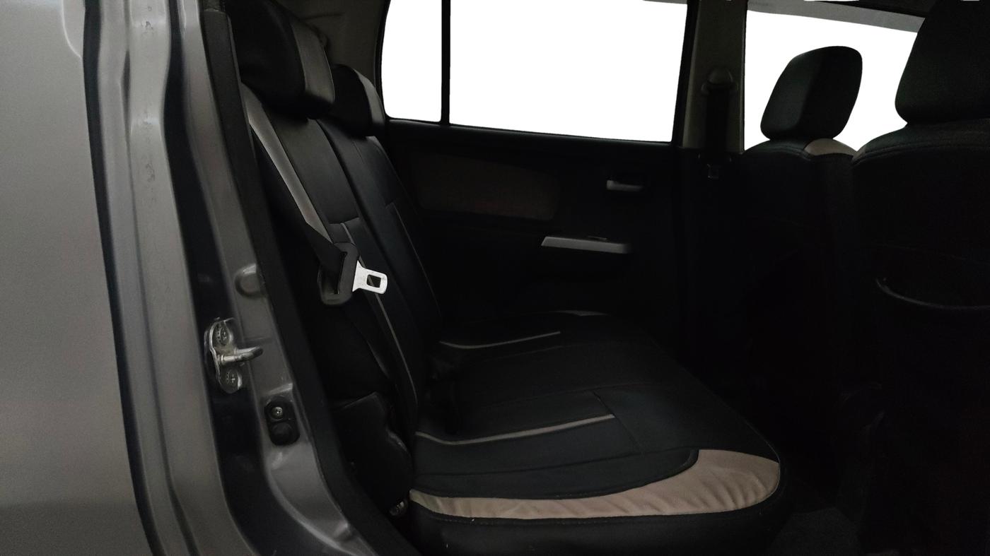 2014 Maruti Wagon R 1.0 VXI, Petrol, Manual, 54,230 km, Right Side Rear Door Cabin