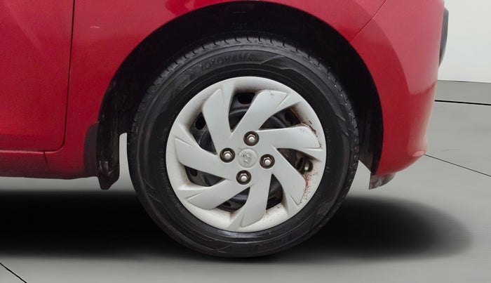 2019 Hyundai NEW SANTRO SPORTZ CNG, CNG, Manual, 46,315 km, Right Front Wheel