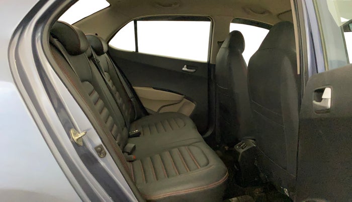 2014 Hyundai Xcent S 1.2, Petrol, Manual, 65,785 km, Right Side Rear Door Cabin