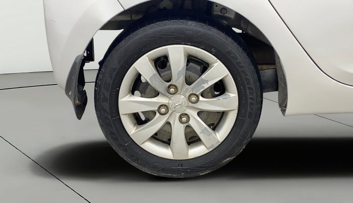 2013 Hyundai Eon MAGNA +, Petrol, Manual, 27,526 km, Right Rear Wheel