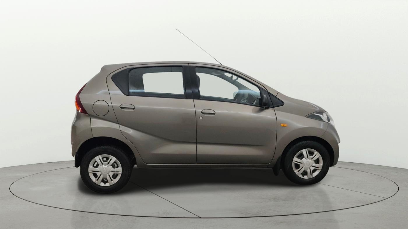 2018 Datsun Redi Go S 1.0 AMT, Petrol, Automatic, 67,800 km, Right Side View